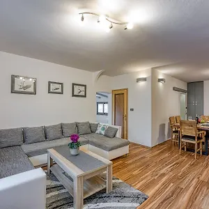 https://apartments-suki-37.in-istria.net