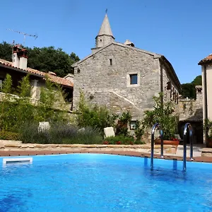 https://holiday-homes-poli-svetega-antona.in-istria.net